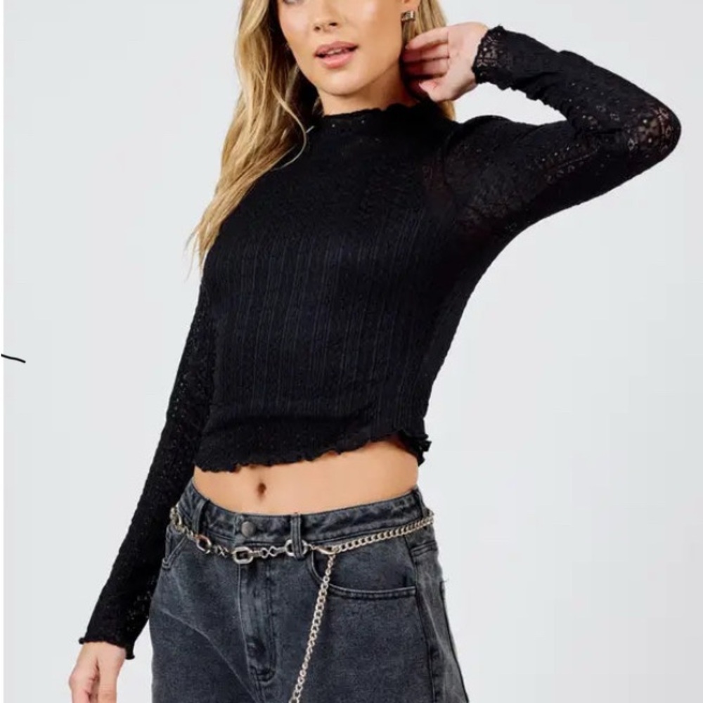 Sadie & Sage Elegant Black Lace Blouse